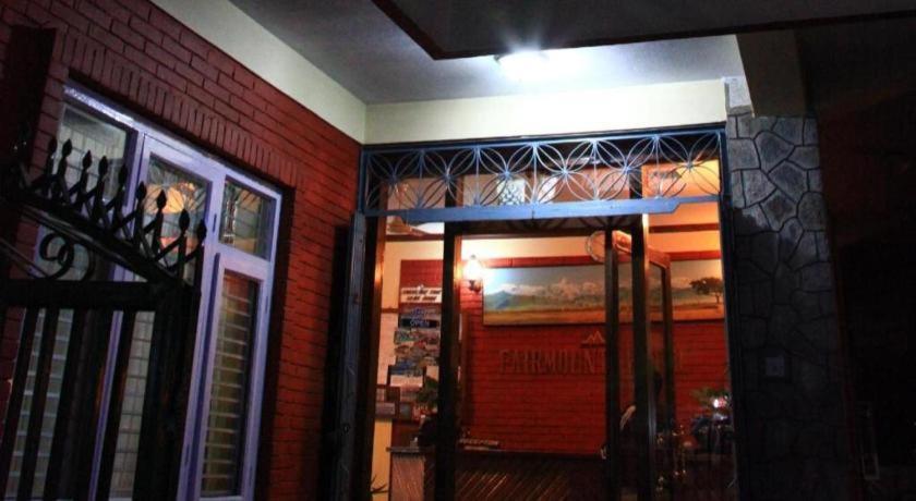 Fairmount Hotel Pokhara Ngoại thất bức ảnh