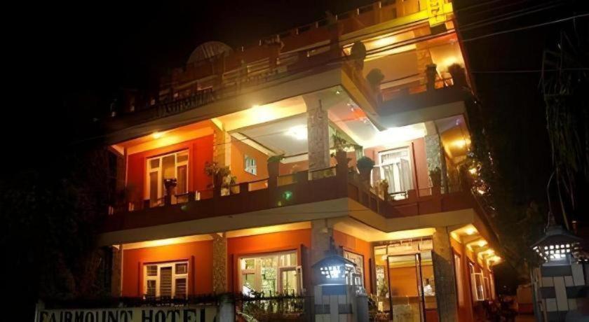 Fairmount Hotel Pokhara Ngoại thất bức ảnh